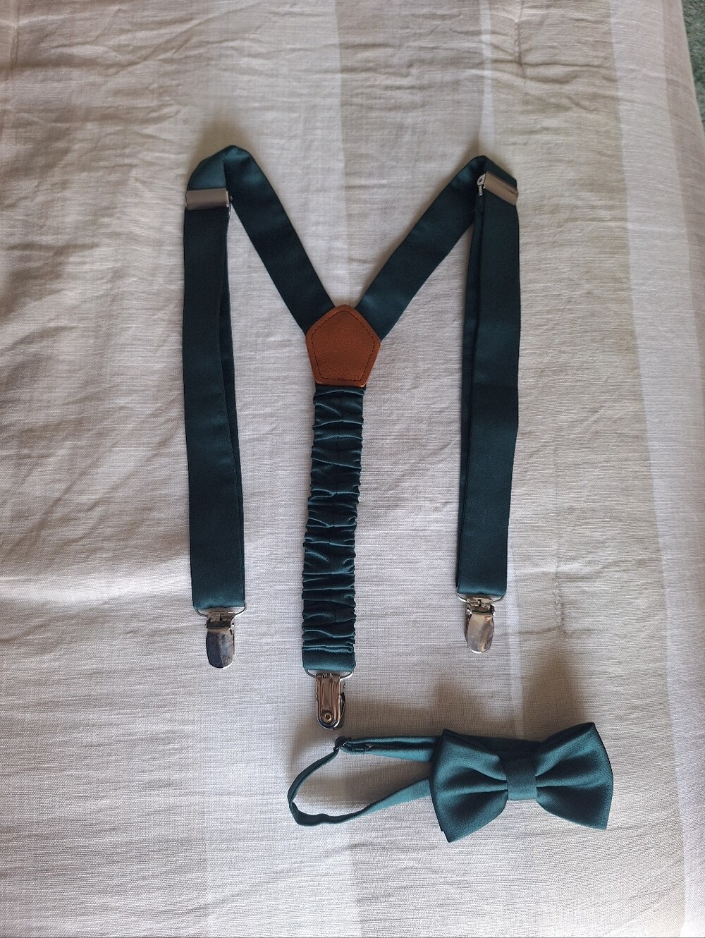 Azazie Pine BOYS Bow Tie And Suspender Set